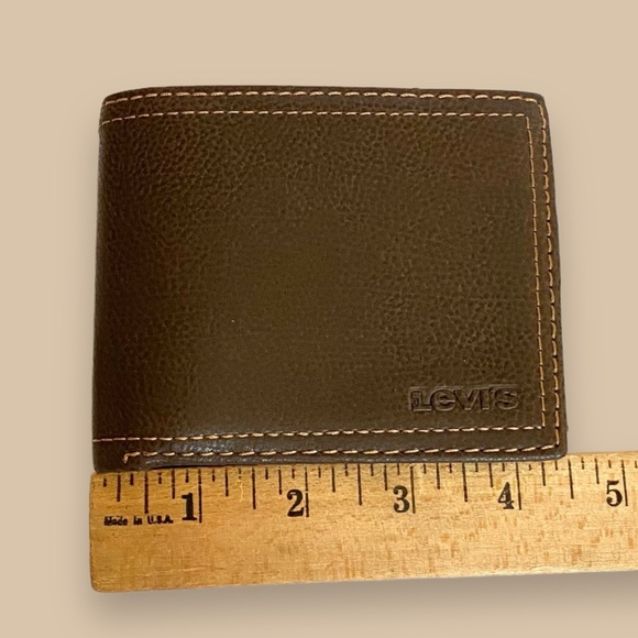 NWT Levi’s Brown Leather Mens RFID Extra Capacity Slimfold Wallet - Picture 16 of 16
